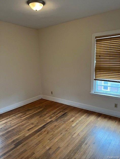 8051 3RD Street, Detroit, MI 48202 — Photo 11