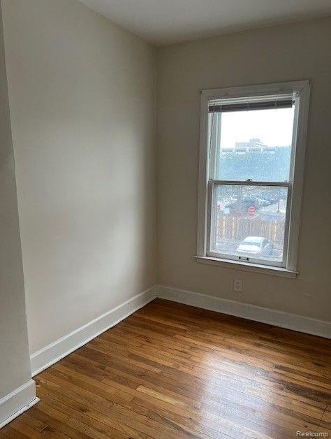 8051 3RD Street, Detroit, MI 48202 — Photo 12
