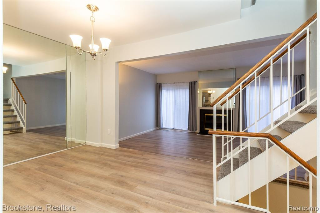 1764 BRENTWOOD Drive, 501, Troy, MI 48098 — Photo 4