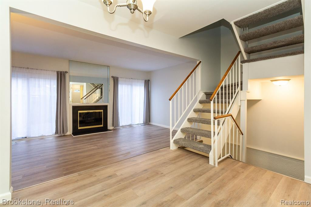 1764 BRENTWOOD Drive, 501, Troy, MI 48098 — Photo 5