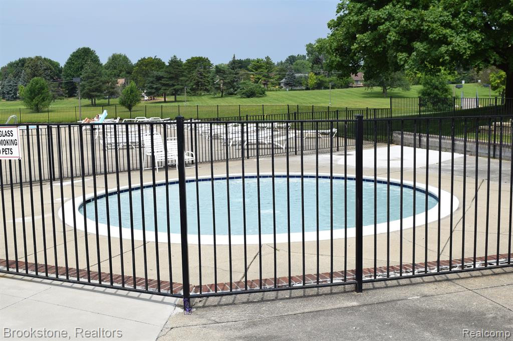 1764 BRENTWOOD Drive, 501, Troy, MI 48098 — Photo 39
