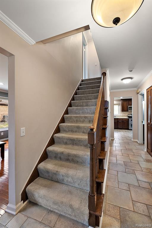 5367 PROVINCIAL Drive, Bloomfield Hills, MI 48302 — Photo 5