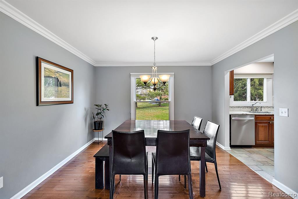 5367 PROVINCIAL Drive, Bloomfield Hills, MI 48302 — Photo 12