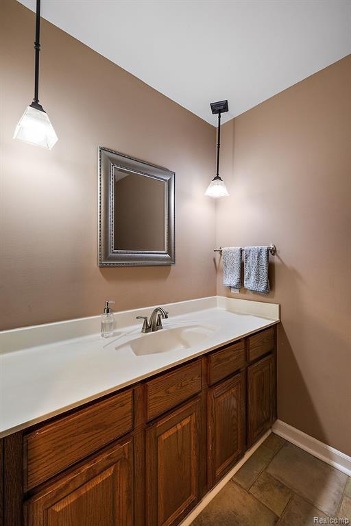 5367 PROVINCIAL Drive, Bloomfield Hills, MI 48302 — Photo 24