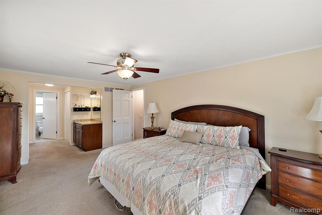 5367 PROVINCIAL Drive, Bloomfield Hills, MI 48302 — Photo 28