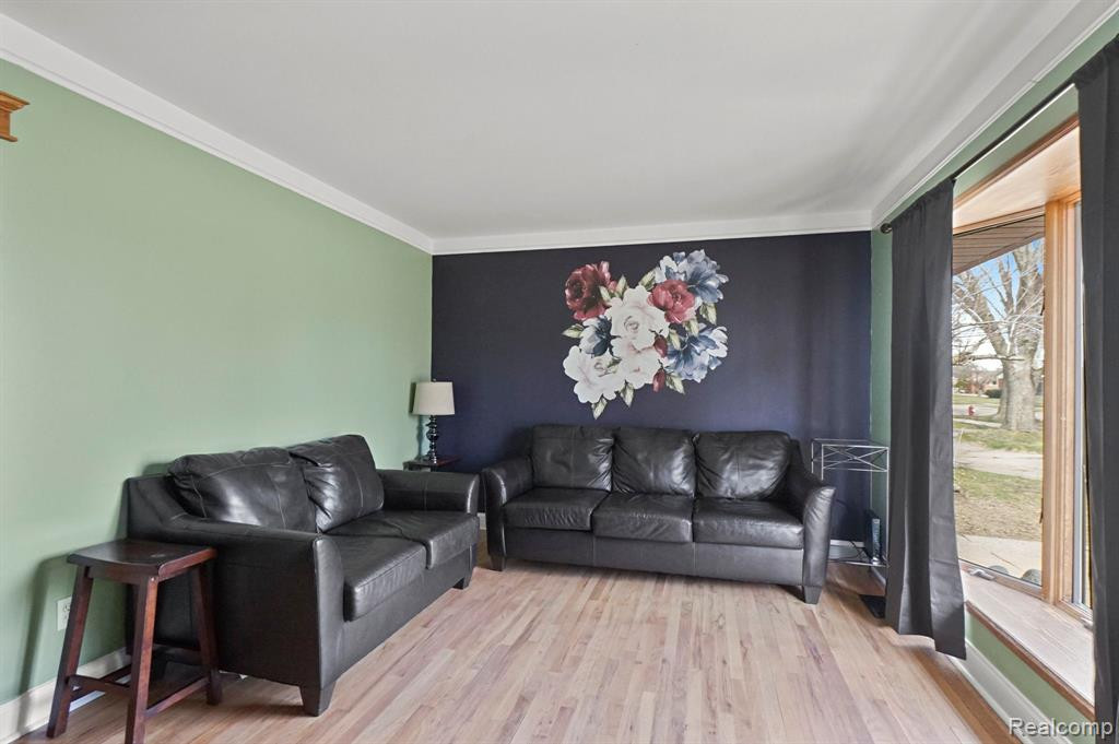 39945 PARKLAWN Drive, Sterling Heights, MI 48313 — Photo 3