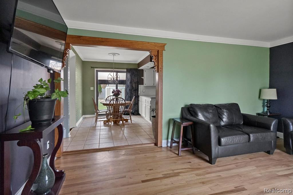 39945 PARKLAWN Drive, Sterling Heights, MI 48313 — Photo 4