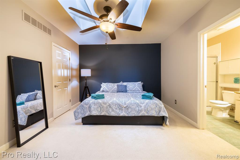 283 S ZEEB Road, 203, Ann Arbor, MI 48103 — Photo 19