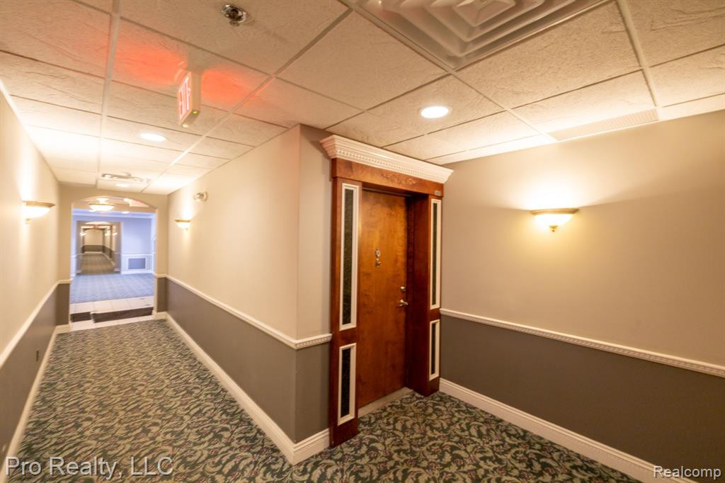 283 S ZEEB Road, 203, Ann Arbor, MI 48103 — Photo 23