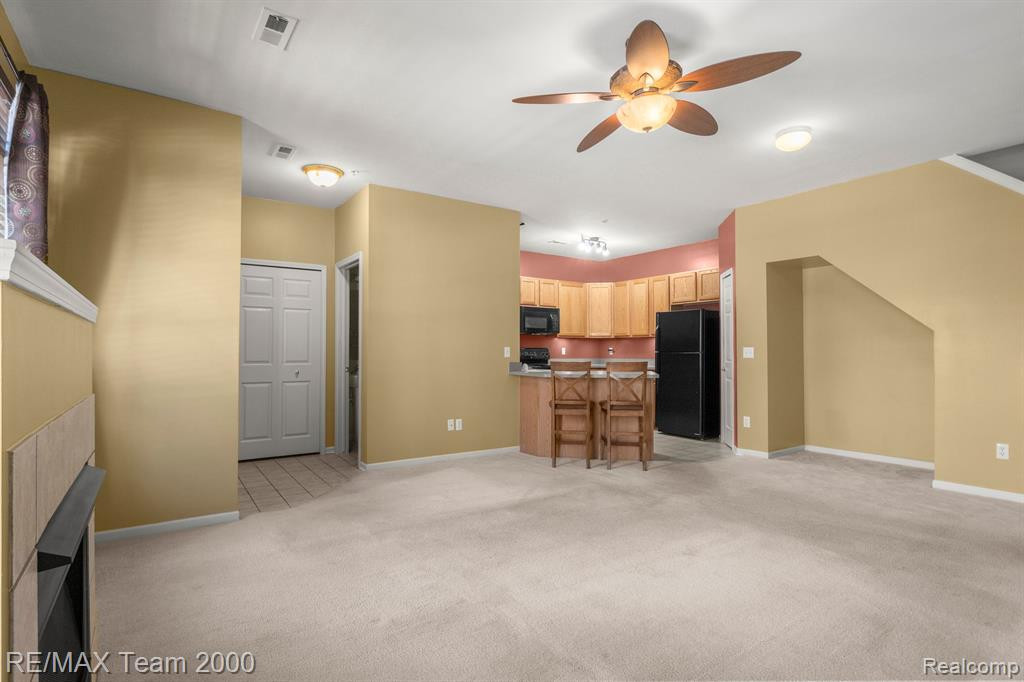 2103 TRAILWAY Court, 17, Commerce Twp, MI 48390 — Photo 7