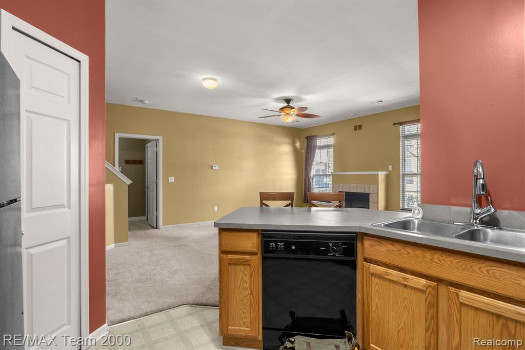 2103 TRAILWAY Court, 17, Commerce Twp, MI 48390 — Photo 16