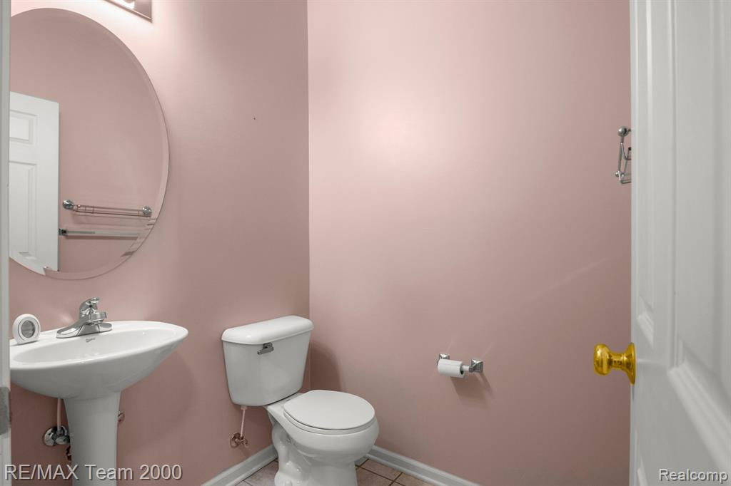 2103 TRAILWAY Court, 17, Commerce Twp, MI 48390 — Photo 33
