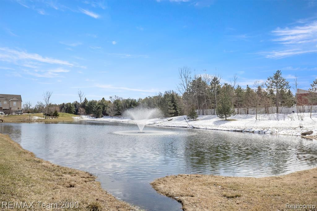 2103 TRAILWAY Court, 17, Commerce Twp, MI 48390 — Photo 37