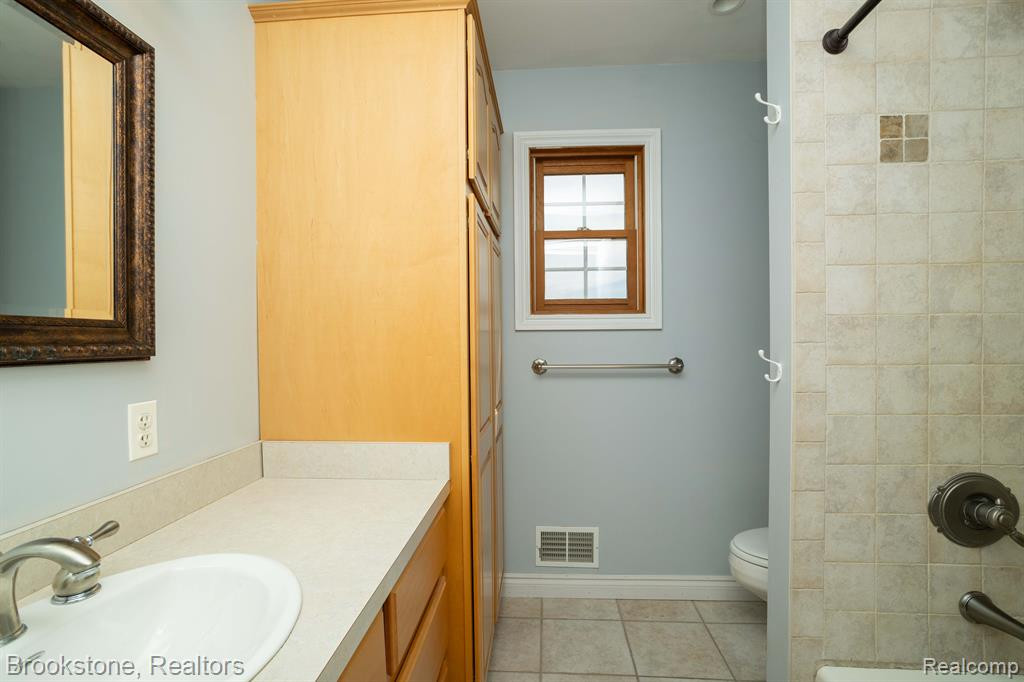 32898 WEBER Road, Richmond, MI 48062 — Photo 19