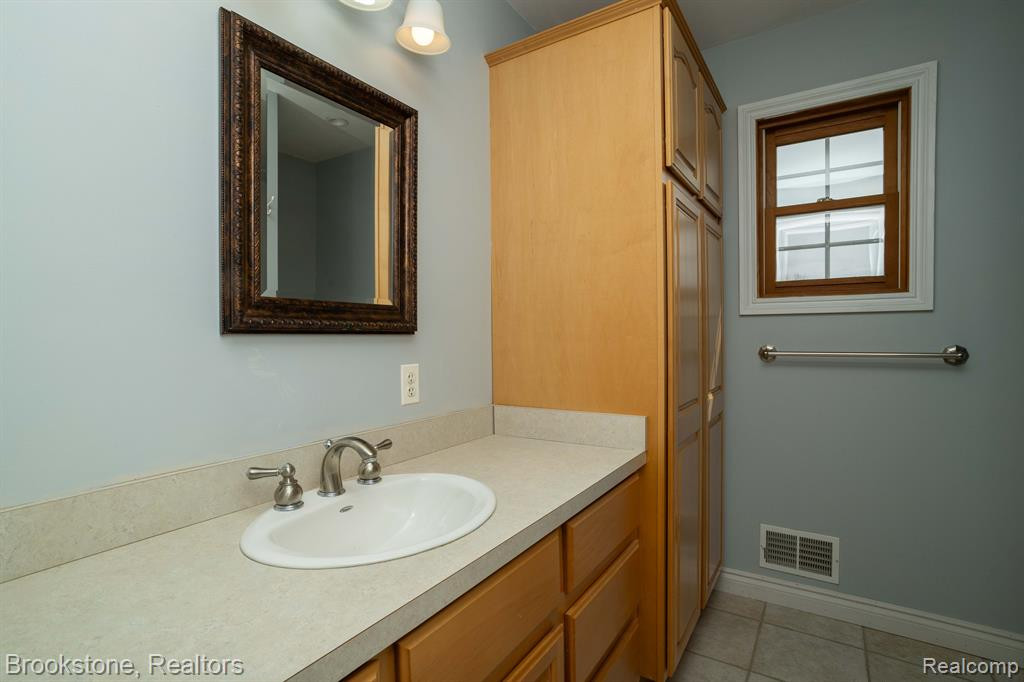 32898 WEBER Road, Richmond, MI 48062 — Photo 20