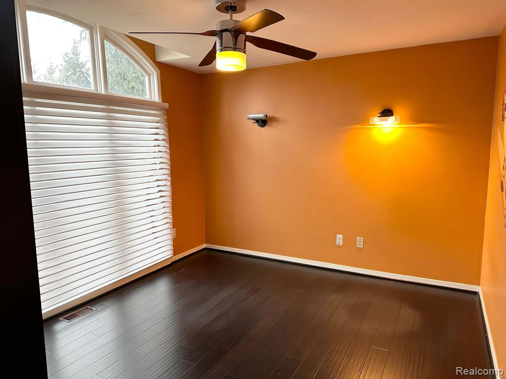43382 ASHBURY Drive, Novi, MI — Photo 6