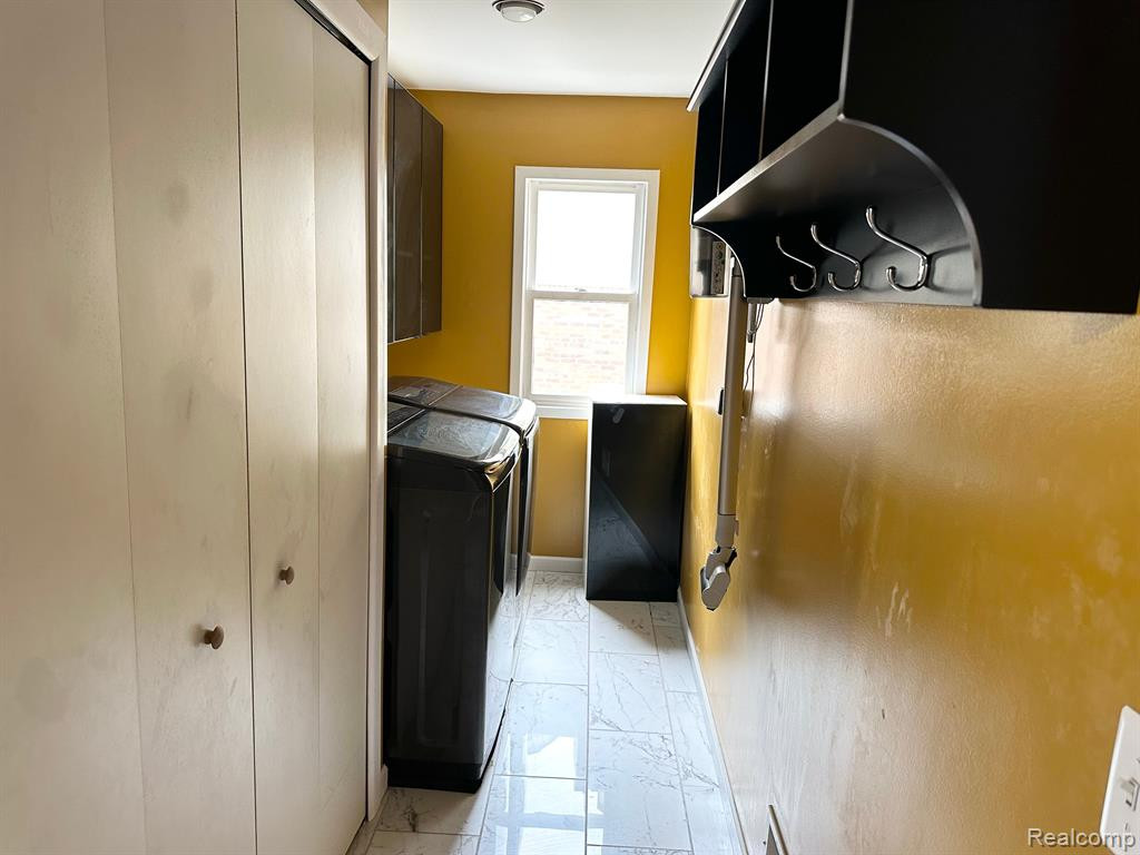 43382 ASHBURY Drive, Novi, MI — Photo 17