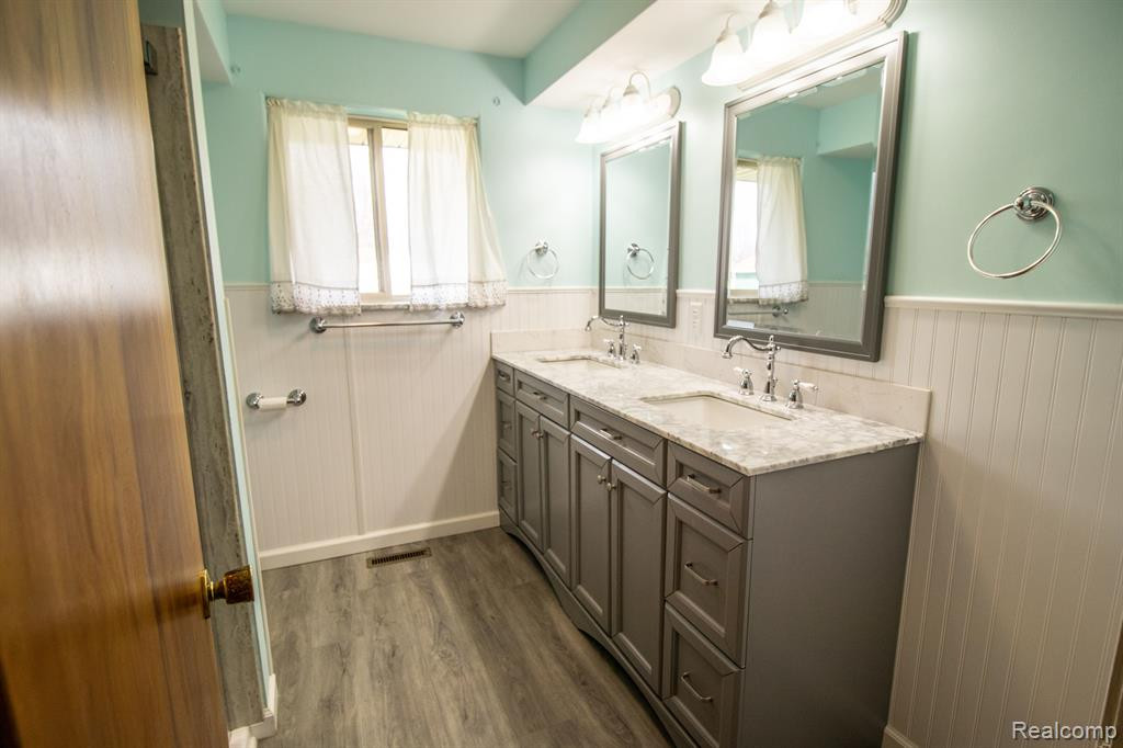 7805 Beech Street, Birch Run, MI 48415 — Photo 17
