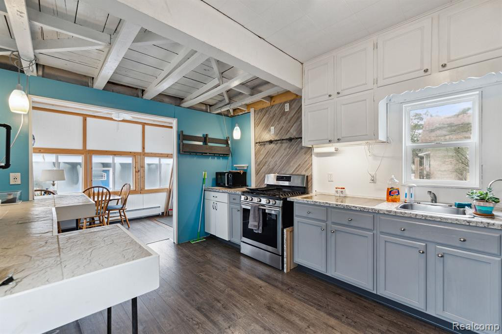 203 BAKER Street, Lawrence, MI 49064 — Photo 14