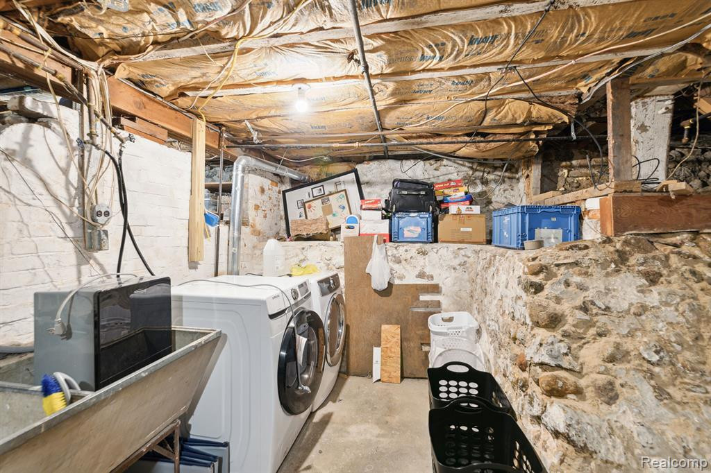 203 BAKER Street, Lawrence, MI 49064 — Photo 32