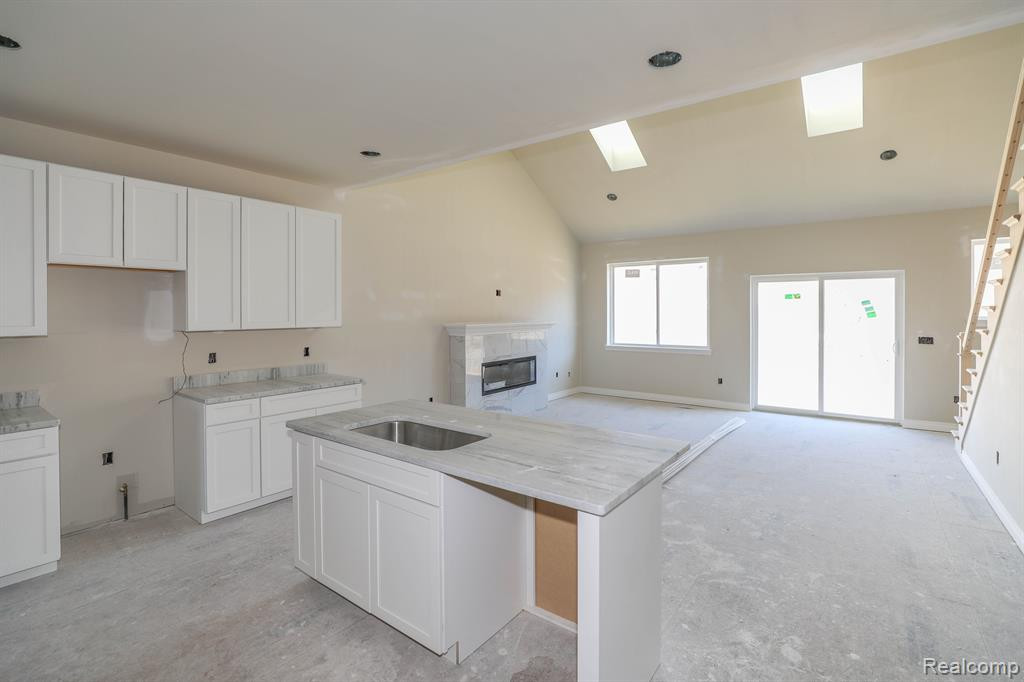 690 BROOKSTONE Drive, Oxford, MI 48371 — Photo 10