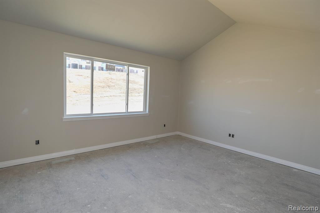 690 BROOKSTONE Drive, Oxford, MI 48371 — Photo 17