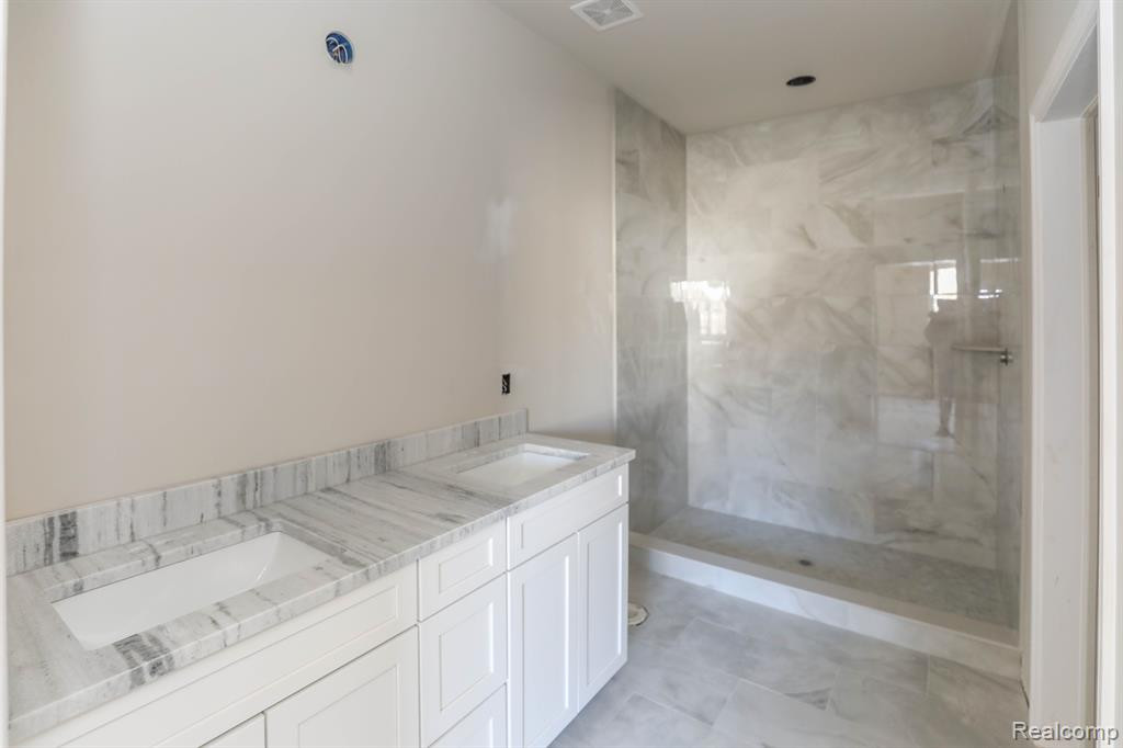 690 BROOKSTONE Drive, Oxford, MI 48371 — Photo 19