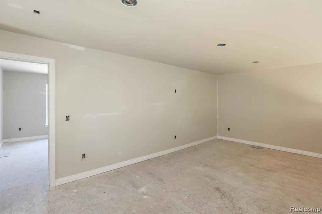 690 BROOKSTONE Drive, Oxford, MI 48371 — Photo 22