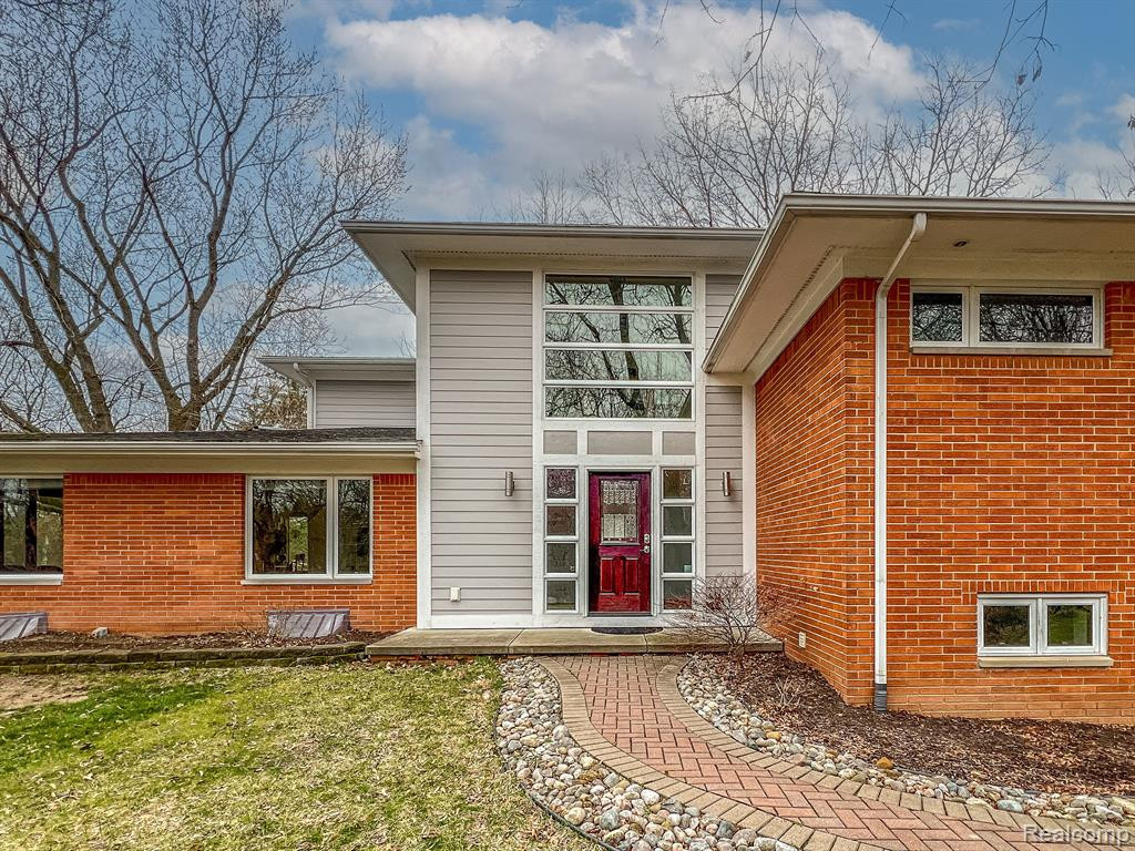 4948 CIMARRON Drive, Bloomfield Hills, MI 48302 — Photo 4