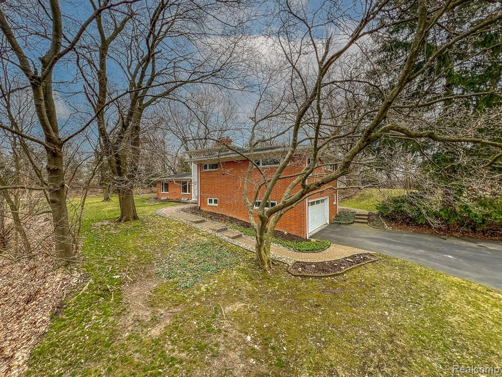 4948 CIMARRON Drive, Bloomfield Hills, MI 48302 — Photo 6