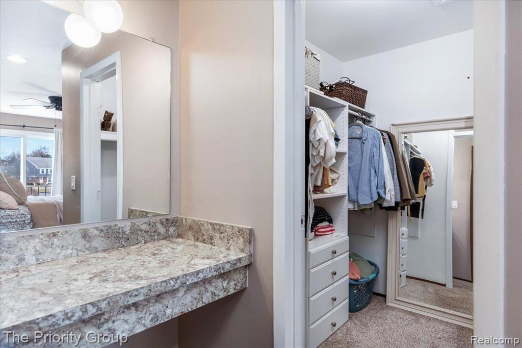 23689 N ROCKLEDGE, Novi, MI — Photo 22