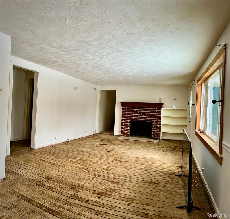 215 E MAIN Street, Vernon, MI 48476 — Photo 3