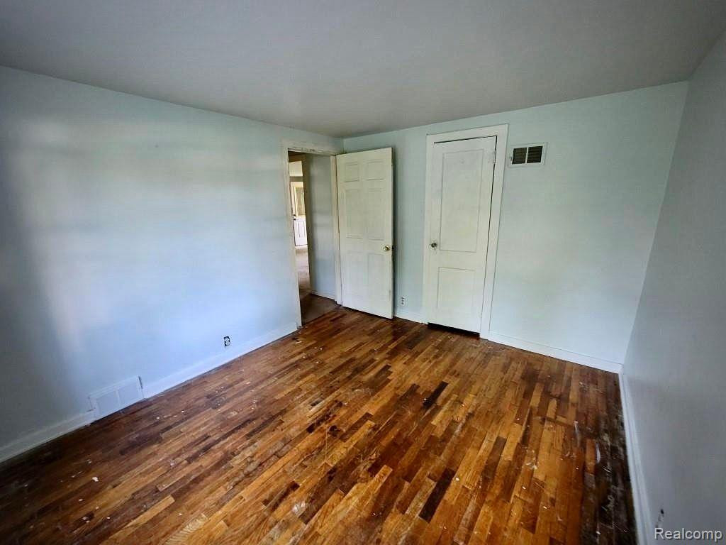 215 E MAIN Street, Vernon, MI 48476 — Photo 15