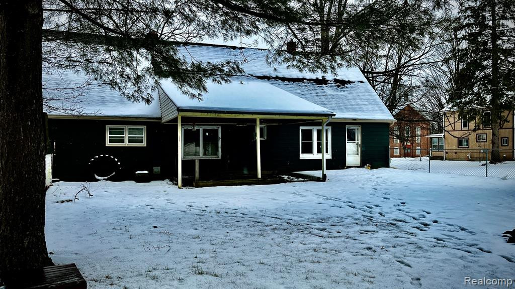 215 E MAIN Street, Vernon, MI 48476 — Photo 23