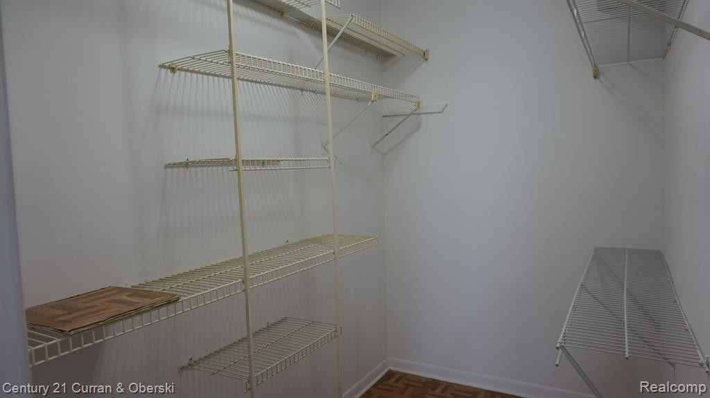 29541 BOBRICH Street, #61, Livonia, MI 48152 — Photo 18