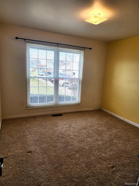 39774 VILLAGE WOOD Circle, 133, Novi, MI — Photo 17