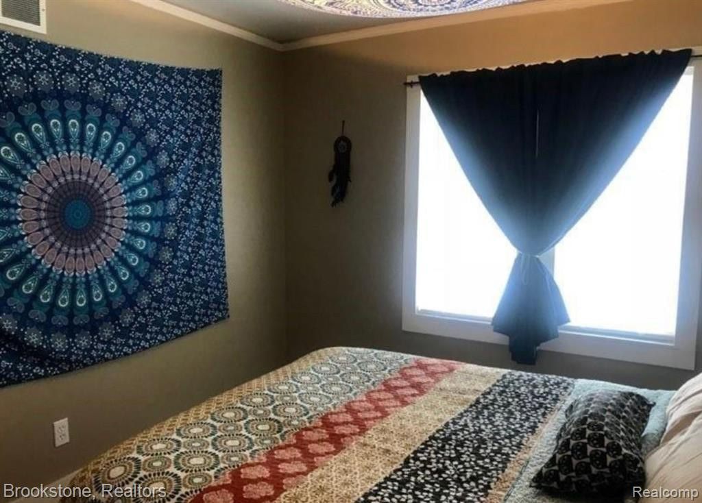 50 W GEORGE Avenue, Hazel Park, MI 48030 — Photo 13