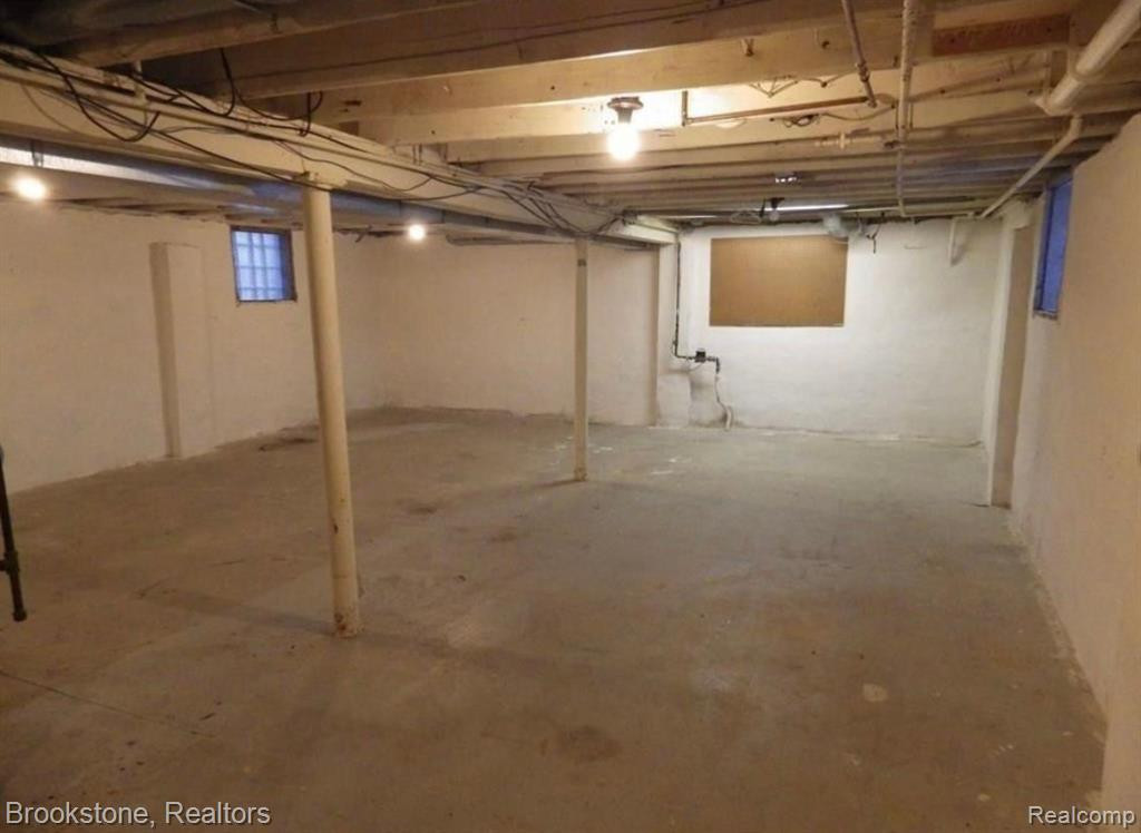 50 W GEORGE Avenue, Hazel Park, MI 48030 — Photo 21