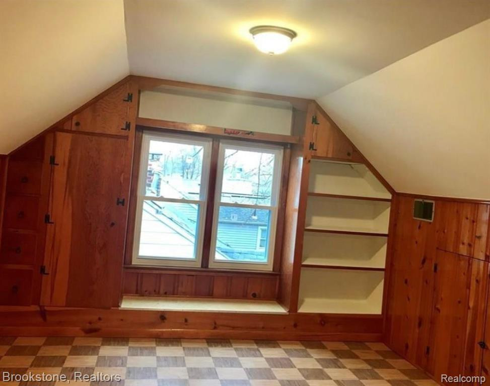 95 W COY Avenue, Hazel Park, MI 48030 — Photo 11