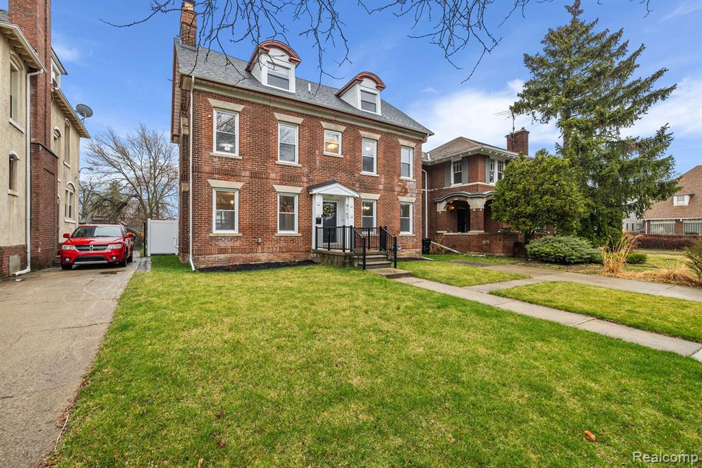 8167 La Salle Boulevard, Detroit, MI 48206 — Photo 4