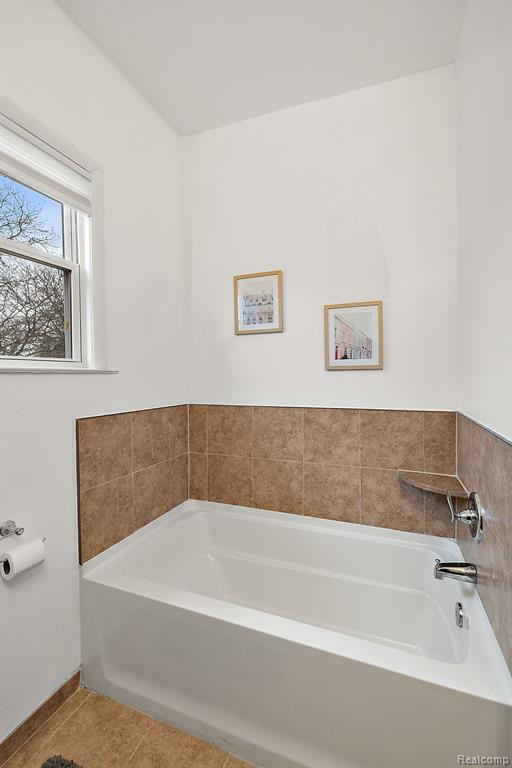 8167 La Salle Boulevard, Detroit, MI 48206 — Photo 29