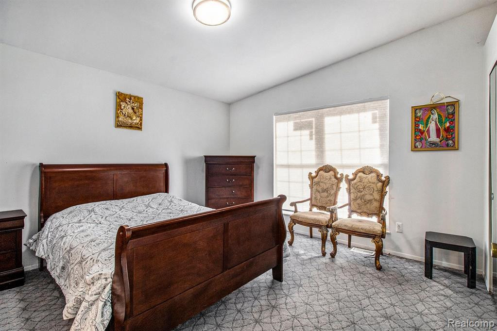 31184 COUNTRY Way, 24, Farmington Hills, MI 48331 — Photo 13