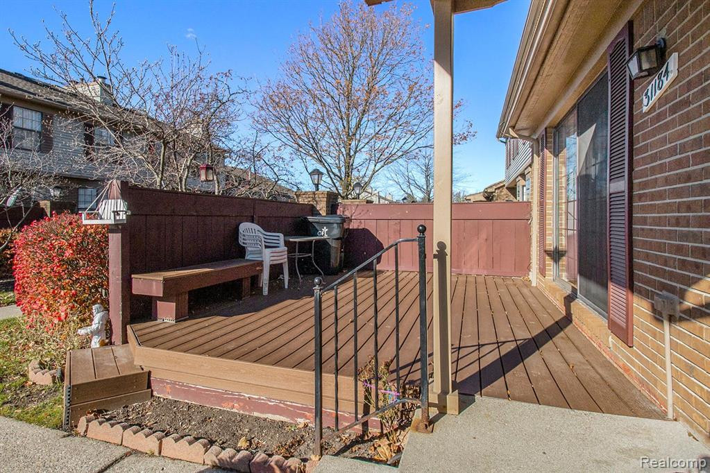 31184 COUNTRY Way, 24, Farmington Hills, MI 48331 — Photo 27