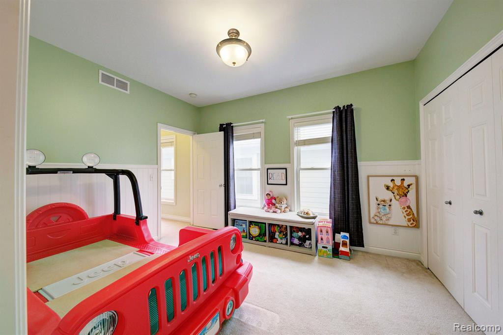 50189 JEFFERSON Street, Canton, MI 48188 — Photo 41