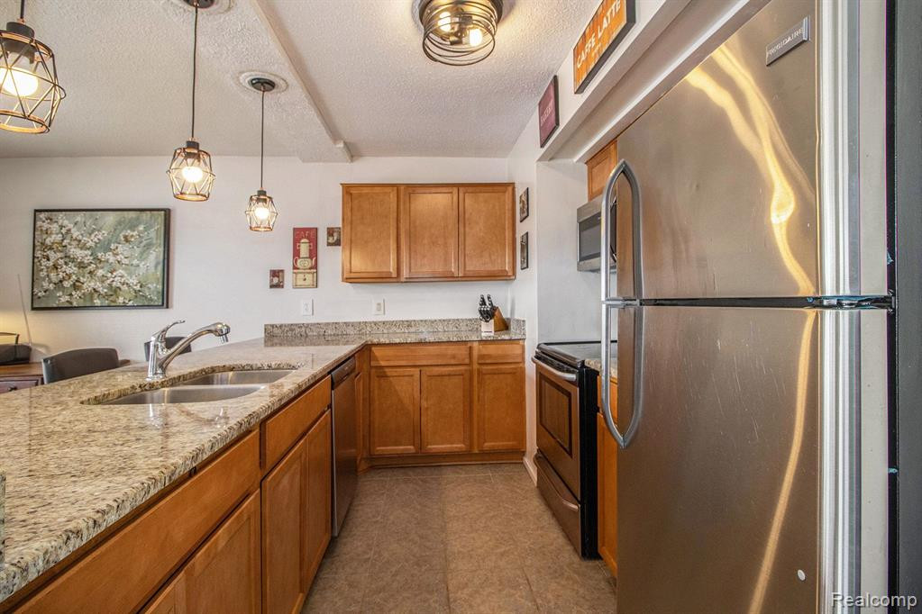 1744 S GROVE Street, 102-A, Ypsilanti, MI 48198 — Photo 5