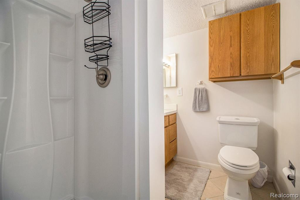 1744 S GROVE Street, 102-A, Ypsilanti, MI 48198 — Photo 7