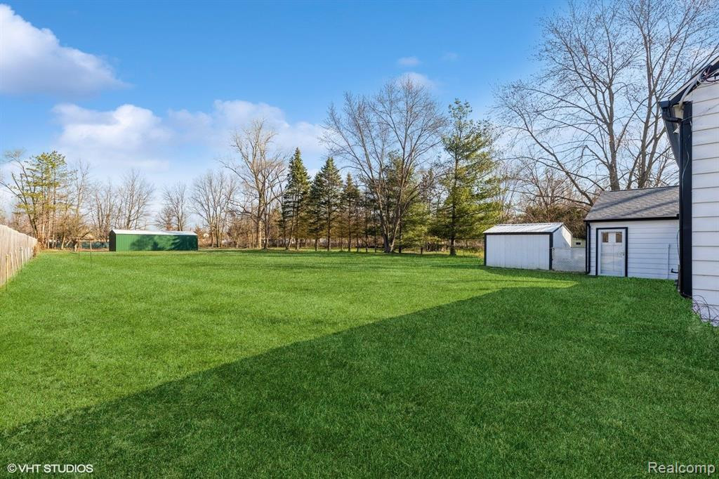 9817 WOODLAND Court, Ypsilanti, MI 48197 — Photo 2