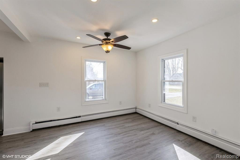 9817 WOODLAND Court, Ypsilanti, MI 48197 — Photo 6