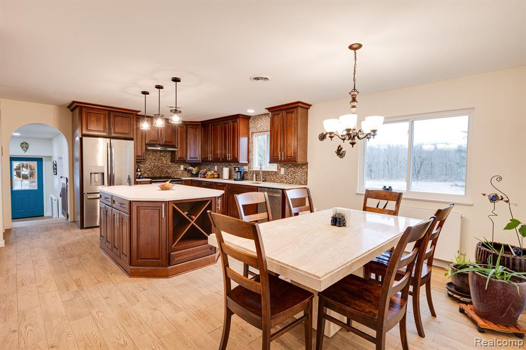 8501 S Rushton Road, South Lyon, MI 48178 — Photo 4