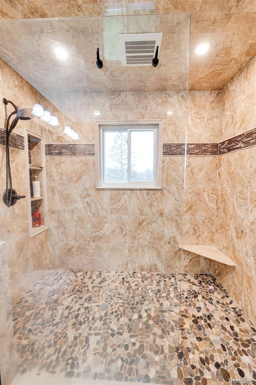 8501 S Rushton Road, South Lyon, MI 48178 — Photo 13